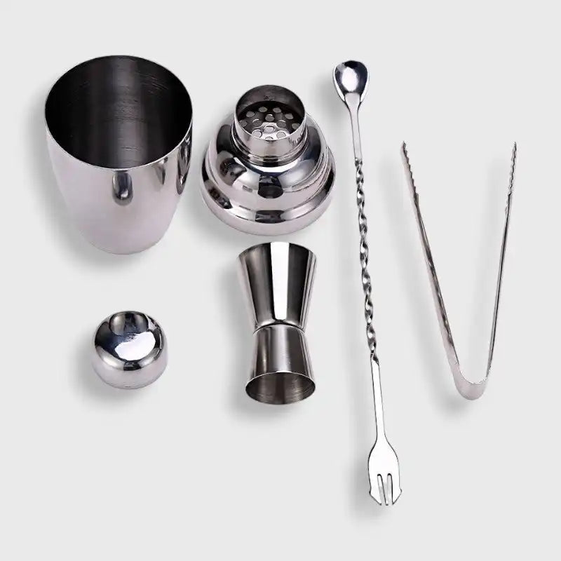 Kit Cocktail Shaker et Accessoires